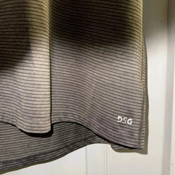 DSG Short Sleeve Tee Shirt - Picture 3 of 5